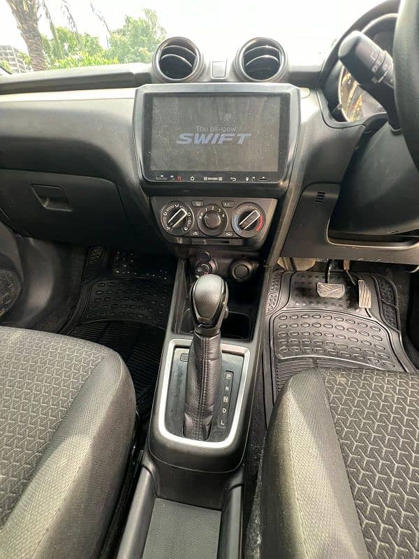 Suzuki Swift 2022 9