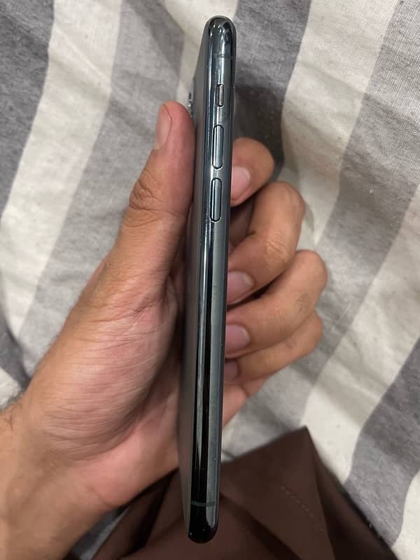 IPHONE 11 PRO PTA APPROVED 2