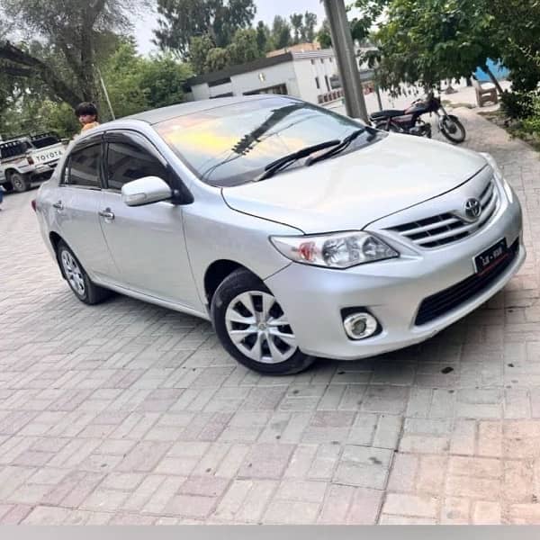 Toyota Corolla Altis 2012 3