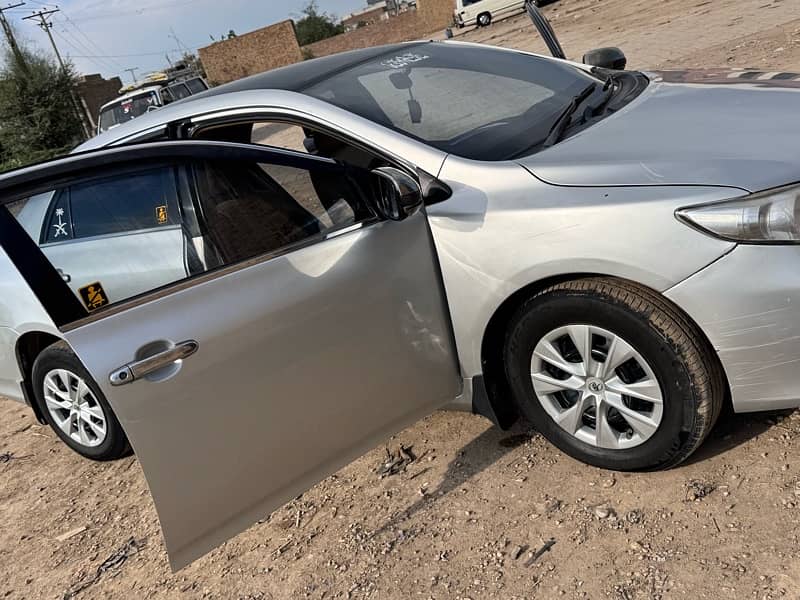 Toyota Corolla Altis 2012 7
