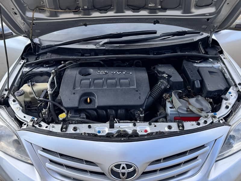 Toyota Corolla Altis 2012 11