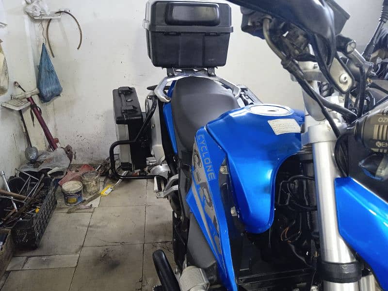 Cyclone 200cc 2