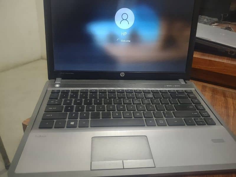 Hp Core i3 1