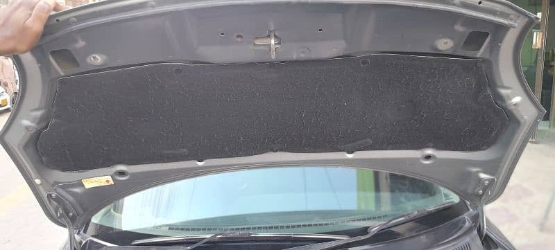 Suzuki Swift 2014 automatic almost original paint. 12