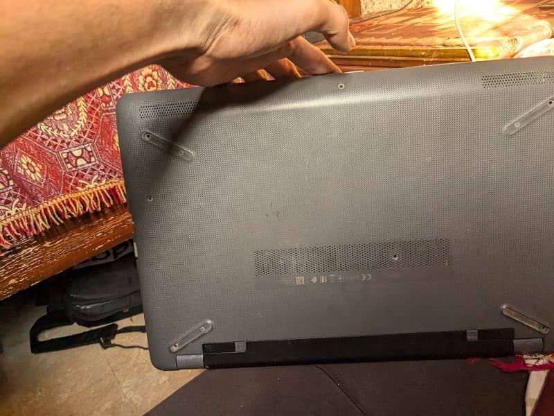 HP 250 G6 I5 7th gen 8GB RAM 500 GB HARD read add line in display 3