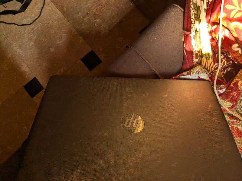 HP 250 G6 I5 7th gen 8GB RAM 500 GB HARD read add line in display 6