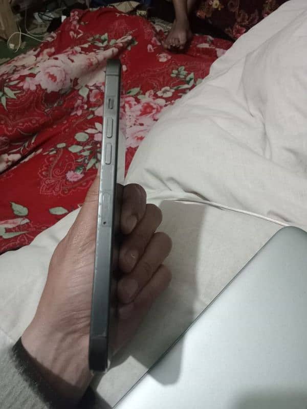 iphone 12 pro max non PTA 1