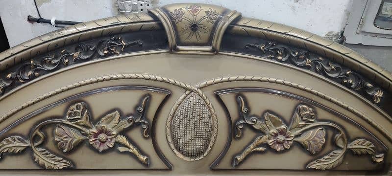 Bed Dressing and side Table 0