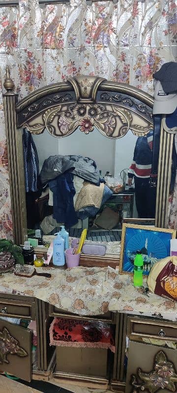 Bed Dressing and side Table 2