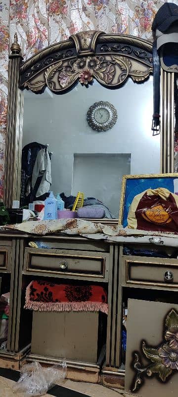 Bed Dressing and side Table 3