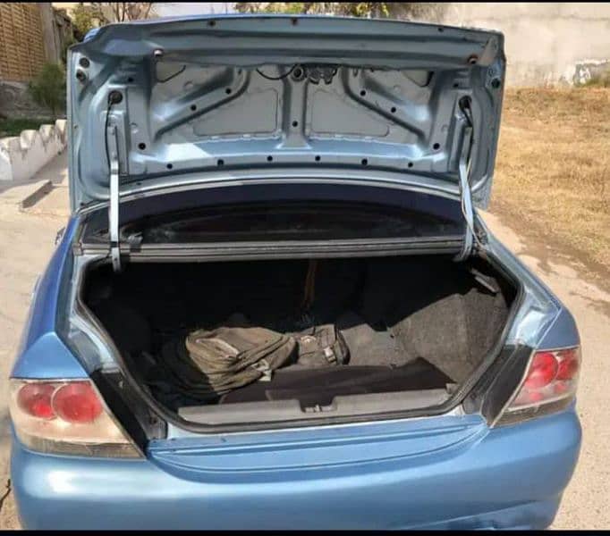Mitsubishi Lancer 2004 7