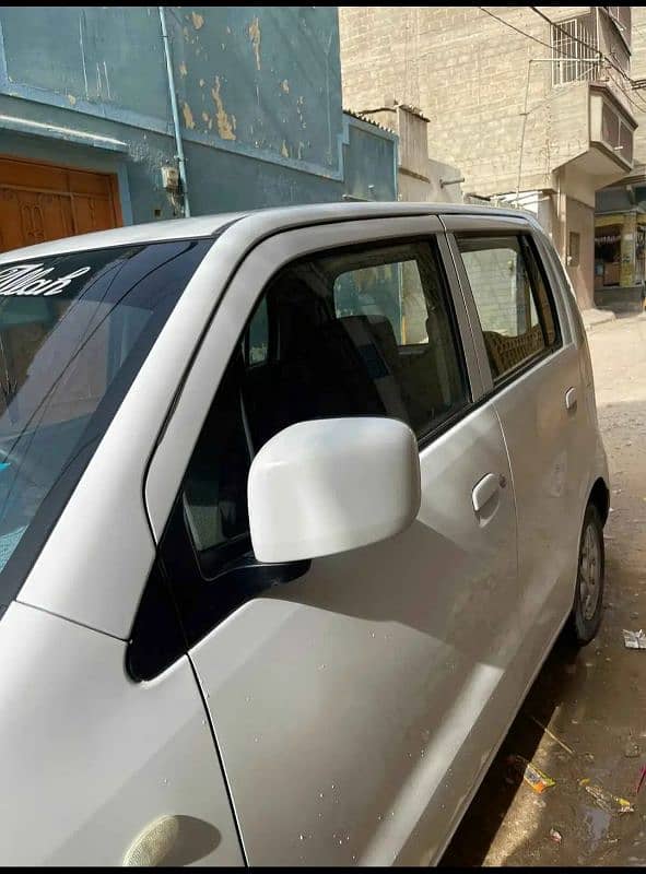 Suzuki Wagon R 2015/16 like new car total genion. . 14