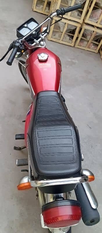 Honda 125 WhatsApp and call number 0307 889 6171 1