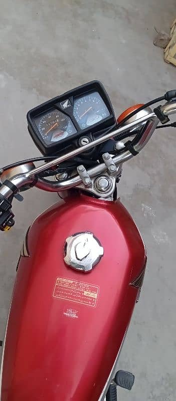 Honda 125 WhatsApp and call number 0307 889 6171 3