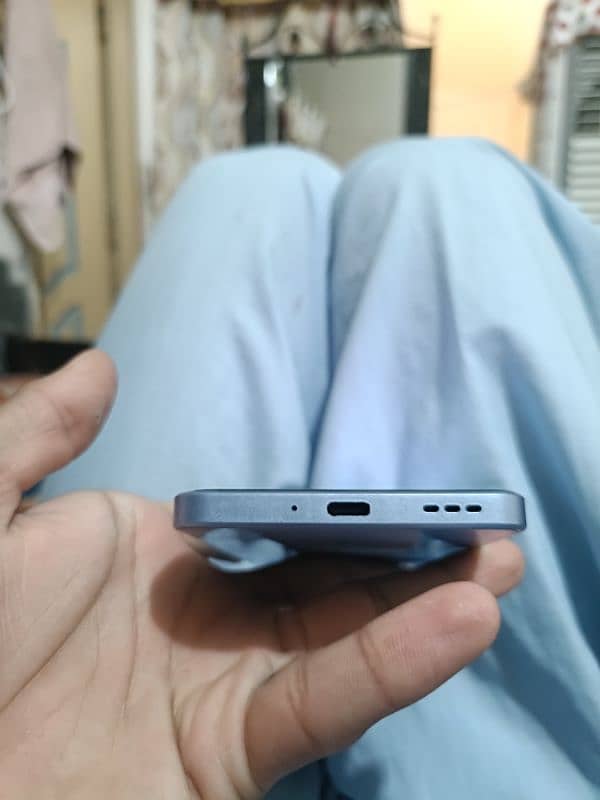 oppo Reno 11f 10/10 condition 8/256 fast charging 67 watsap03446734313 5