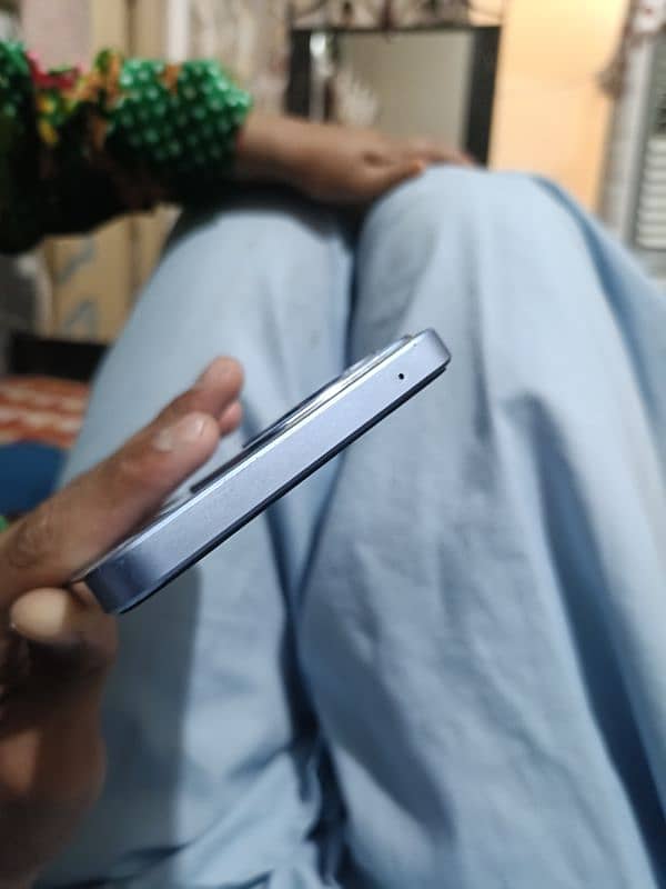 oppo Reno 11f 10/10 condition 8/256 fast charging 67 watsap03446734313 6