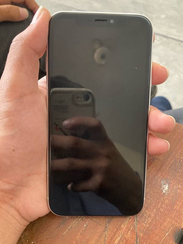iphone xr 4