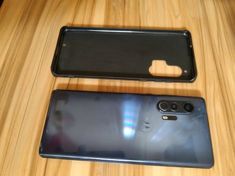 Motorola Edge+ 2020 2