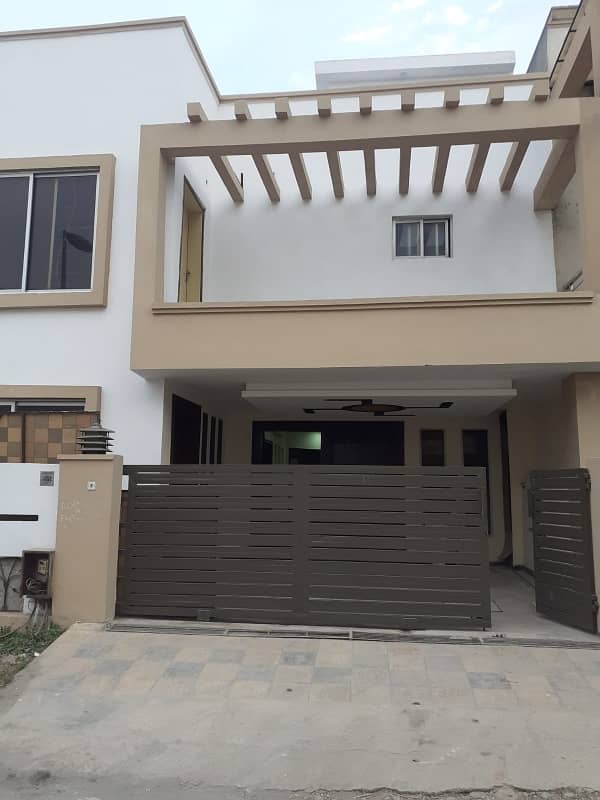 Double Unit Used House Available For Sale In Umer Block Bahria Town Phase 8 Rawalpindi 0