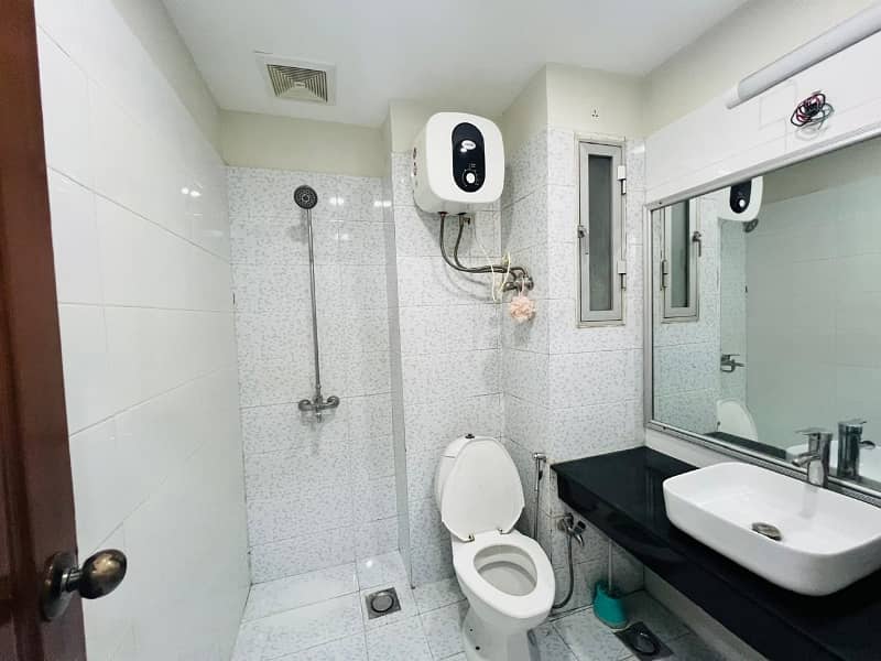 Double Unit Used House Available For Sale In Umer Block Bahria Town Phase 8 Rawalpindi 7