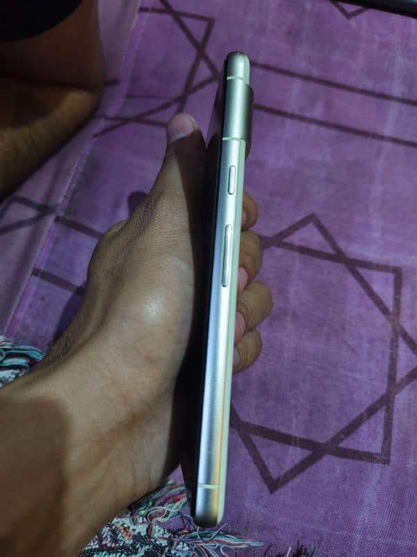 Google Pixel 7 PTA Approved 10 / 10 condition All ok 4