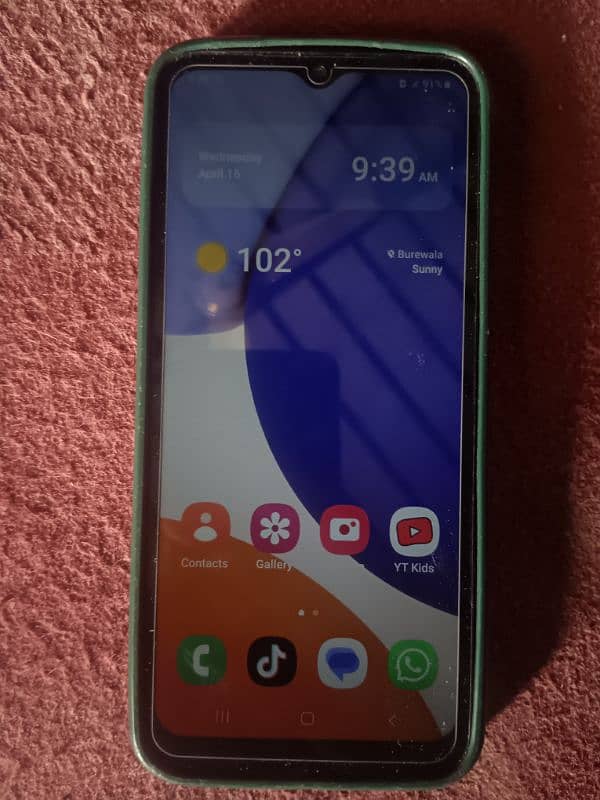 only mobile Non PTA 4gb 64gb All okay new condition black colour. 0