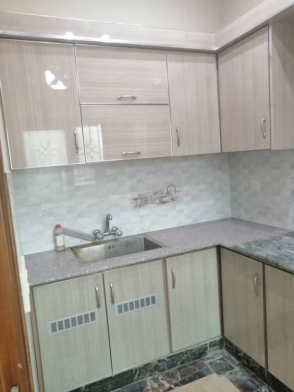 8 MARLA UPPER PORTION IS AVAILABLE FOR RENT IN DHA RAHBAR SECTOR 1 WITH SEPERATE ENTRANCE 1