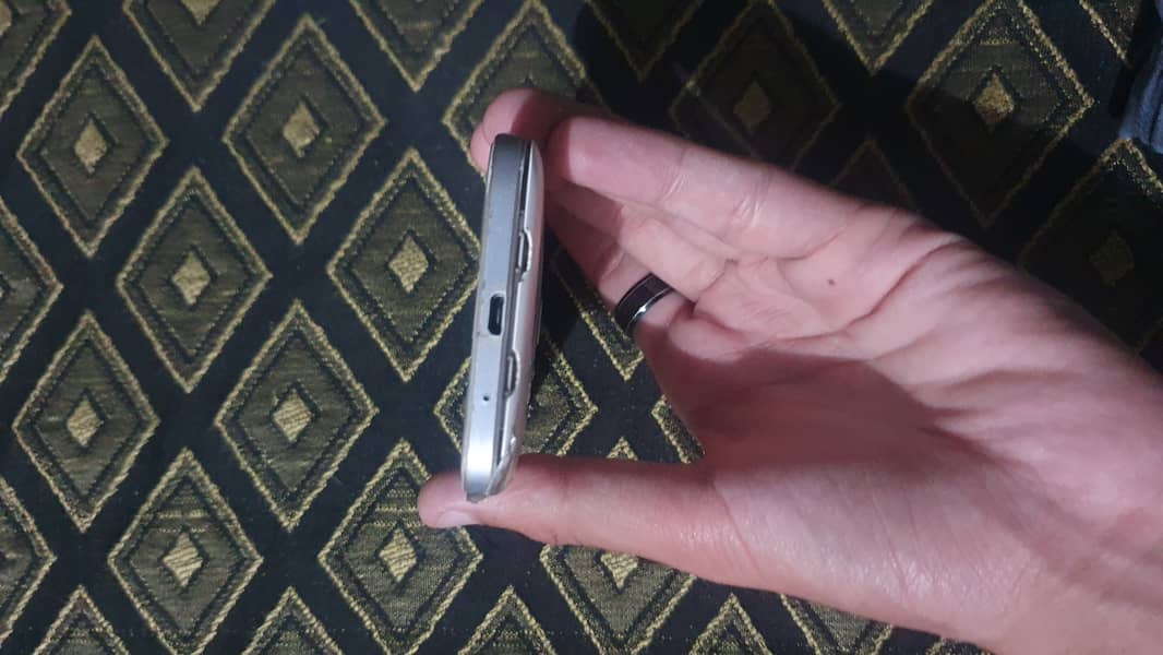 Sumsung core prime used 6