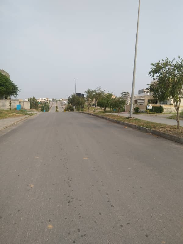 Avenue five Marla plot Available for sale 2