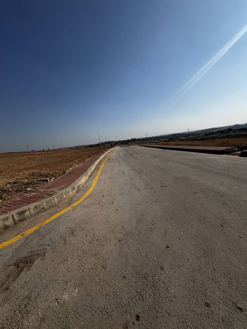 1 Kanal Corner Plot For Sale In Bahria Orchard 6