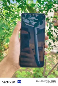 vivo v21