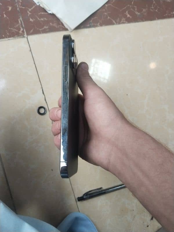 iPhone 13 pro max | 1TB | Non PTA 3