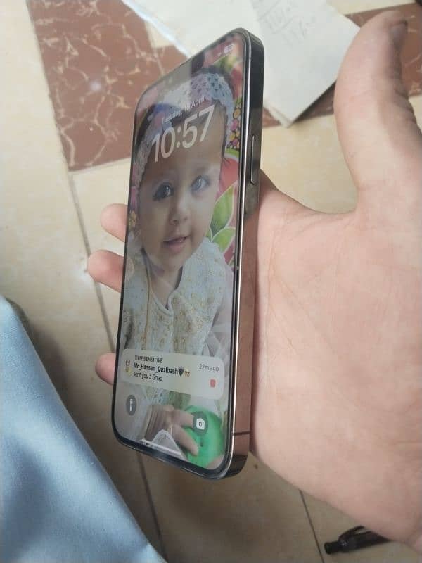 iPhone 13 pro max | 1TB | Non PTA 5