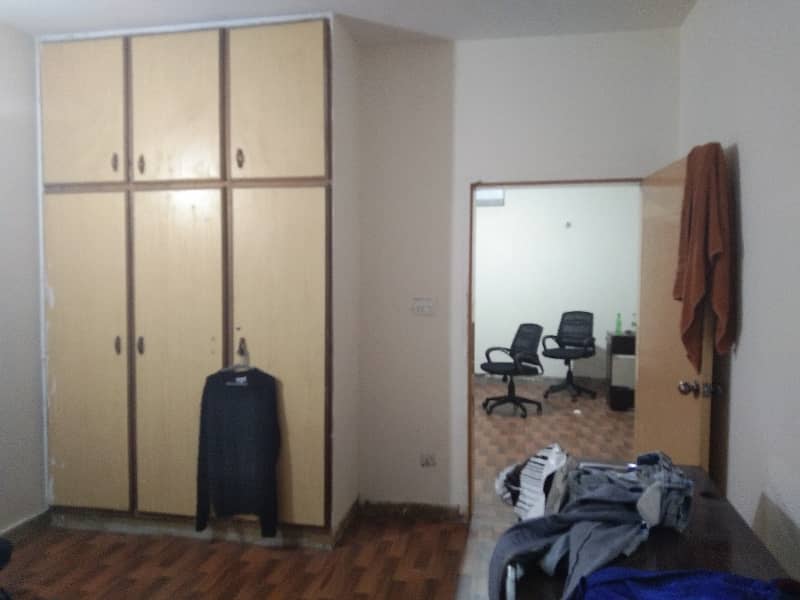 6 Marla 1st Floor Available For Rent For Office Or Bachulars Only From 1st May 6