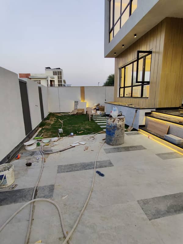 1 Kanal Tripple Story Designer House Available. For Sale in Multi Gardens MPCHS. B-17 Block C Islamabad. 8