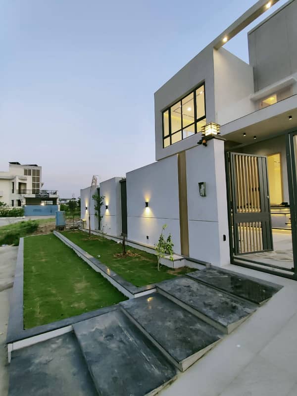 1 Kanal Tripple Story Designer House Available. For Sale in Multi Gardens MPCHS. B-17 Block C Islamabad. 11