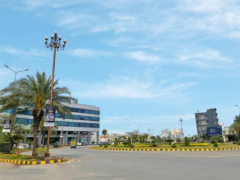 5 Marla Plot For Sale In Park View City Lahore 0