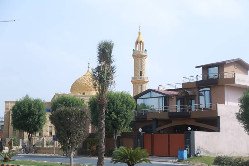 5 Marla Plot For Sale In Park View City Lahore 7