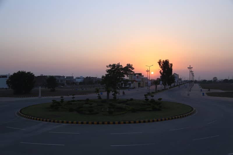 5 Marla Plot For Sale In Park View City Lahore 6