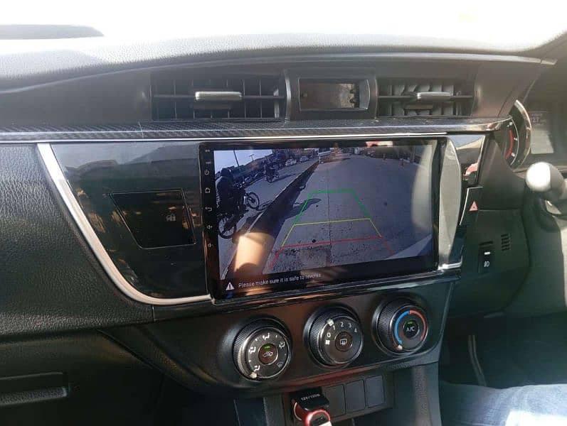 Toyota Carrolla Lcd Android panel IPS display 1