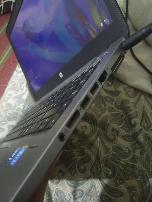 HP Core i5 Elite book 1