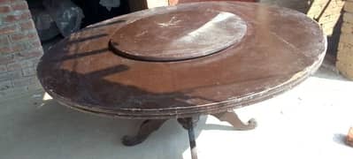 Dining table for sale