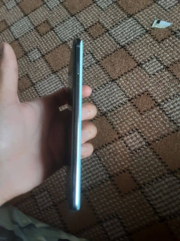 Samsung Galaxy S10 plus 2