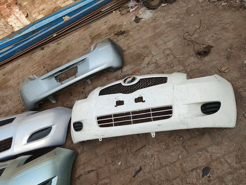 vitz 2009 original Kabali bumper 3