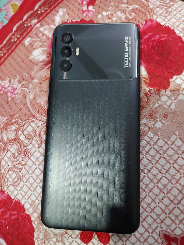 Tecno Spark 8 Pro 3