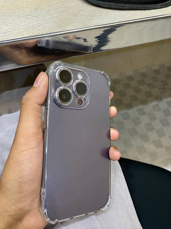 IPHONE 14 pro (LLA Model) 6