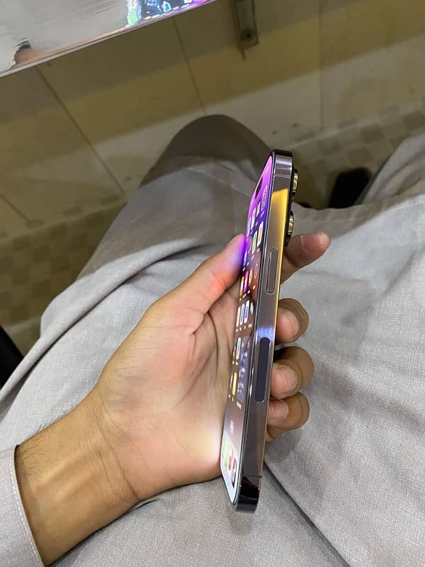 IPHONE 14 pro (LLA Model) 7
