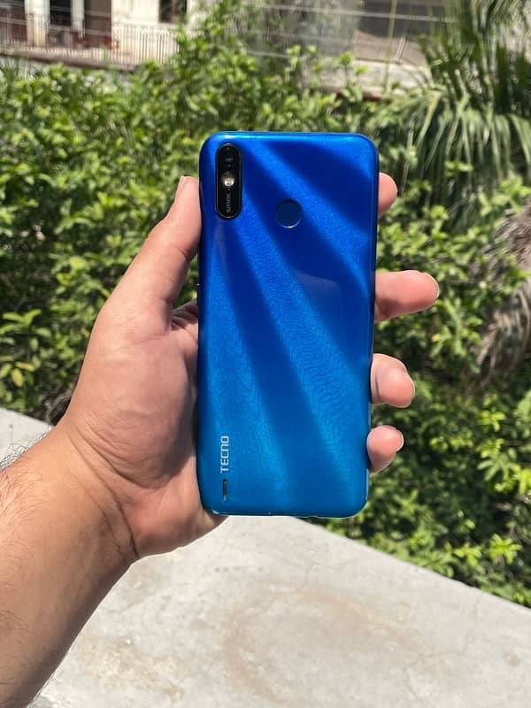 TECNO SPARK 4 LITE 0