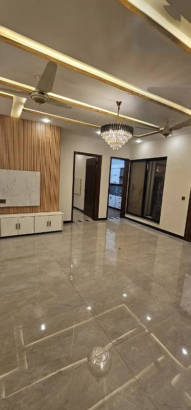 7 Marla House In Beautiful Location Of Lake City - Sector M7 - Block C3 In Lahore 5