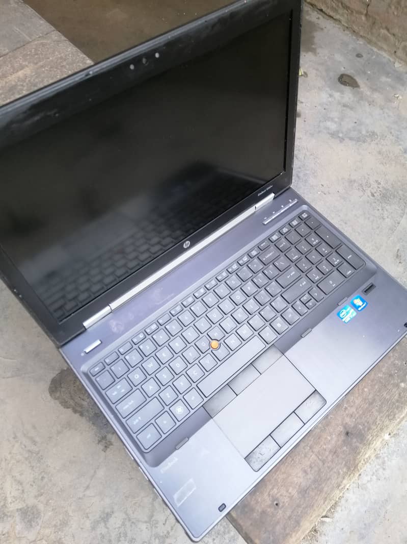 Hp core i7 (2gb nvidia graphic card) 3